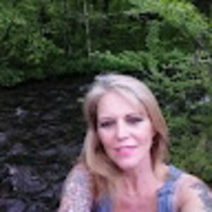 Meet your Posher, Mary-frances